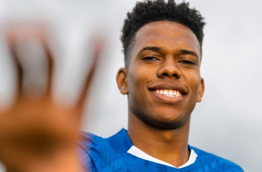 Estêvão é eleito segundo melhor reforço da Premier League; veja lista