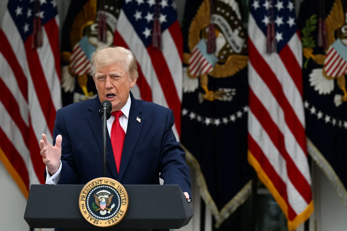 Americanos duvidam que Trump aceite derrota e temem reação nas midterms