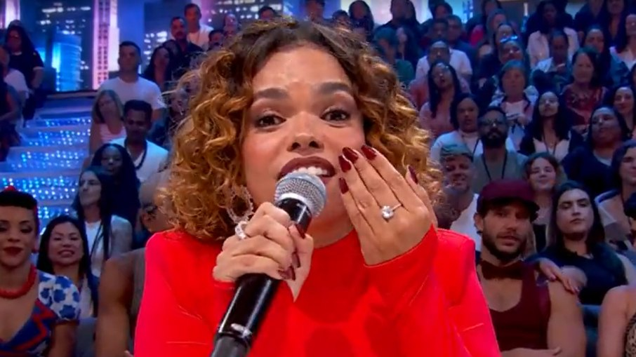 Atriz Jeniffer Nascimento