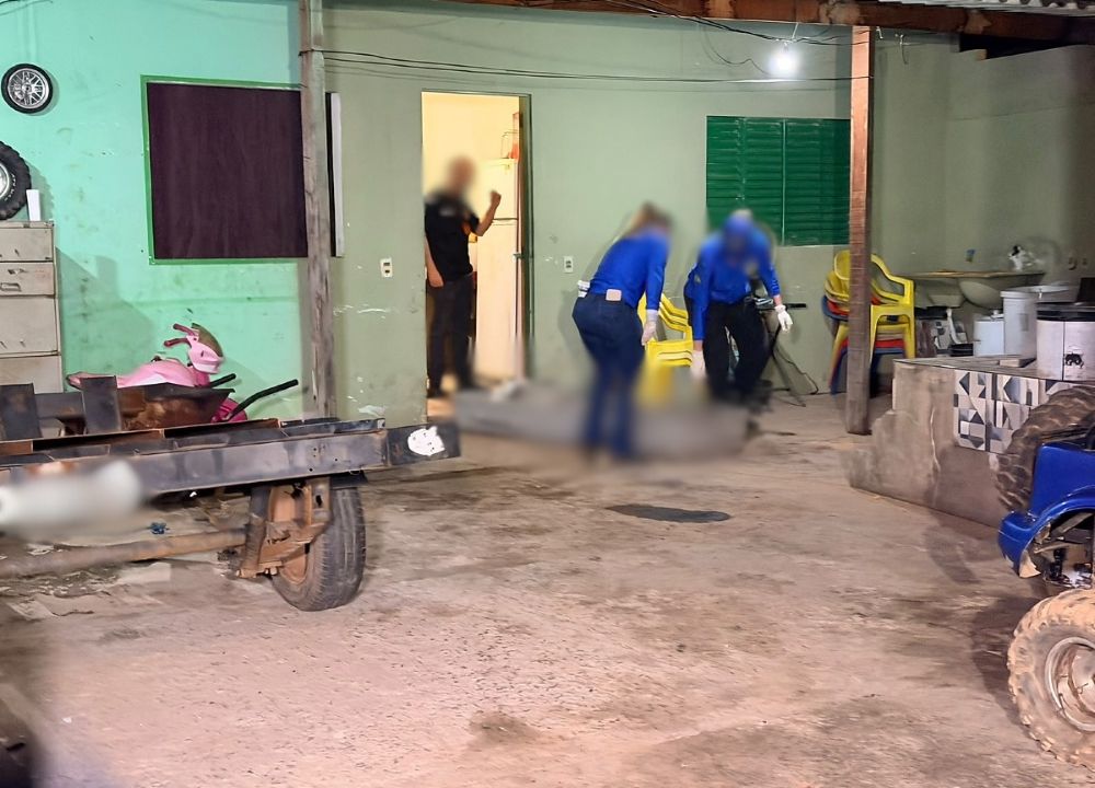 Com passagens criminais, homem é executado a facadas dentro de casa