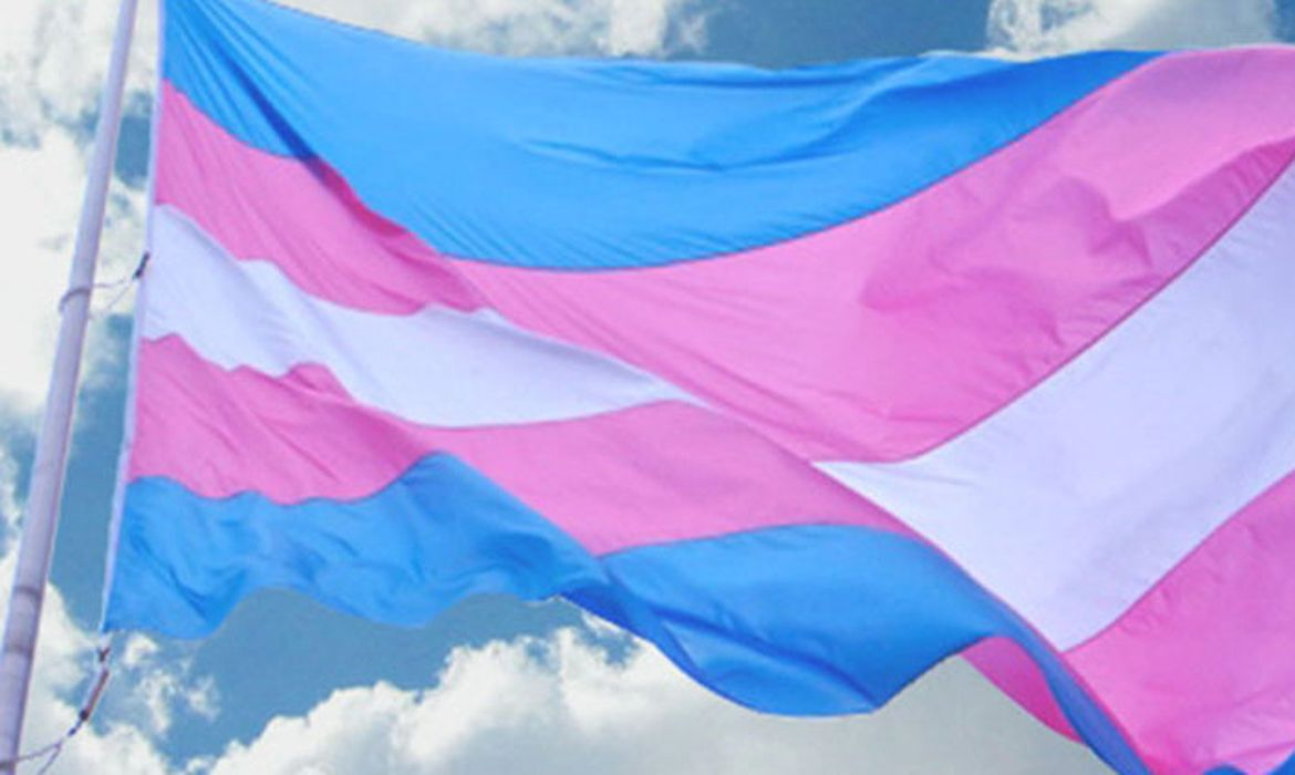 Distrito Federal terá mutirão para mudança de nome de pessoas trans
