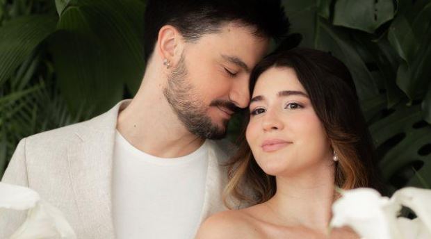Felipe Neto surpreende fãs ao aparecer casado