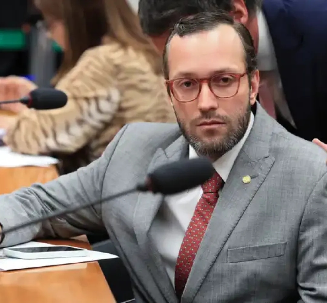 Filipe Barros é eleito senador pelo Paraná