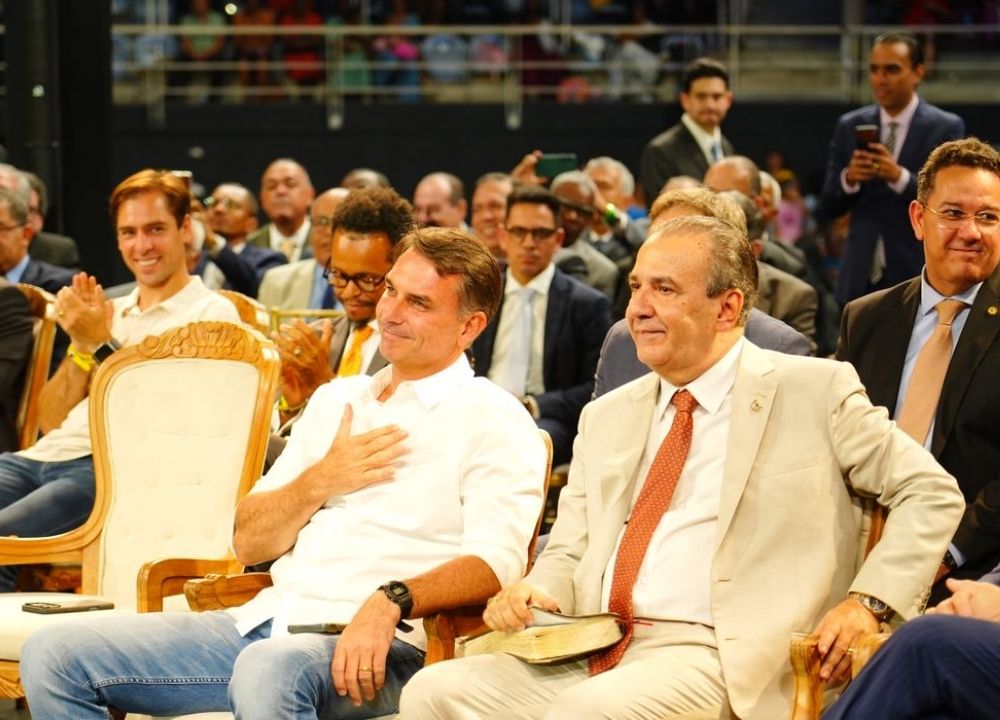 Flávio passa domingo reunido com prefeitos e vereadores de São Paulo