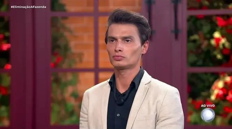 Gabriel Torres abre o jogo e explica por que desistiu de A Fazenda 18