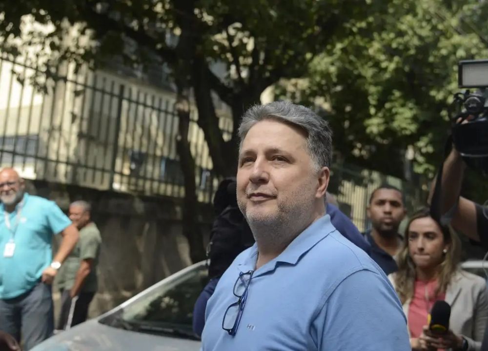 Garotinho desiste de recurso e eleição do RJ pode acabar em 1º turno