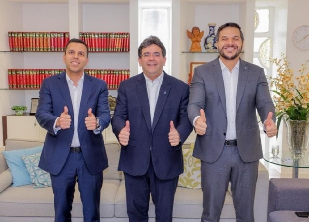 Governador Rafael Fonteles confirma permanência de Rodrigo Torres na Secretaria de Educação