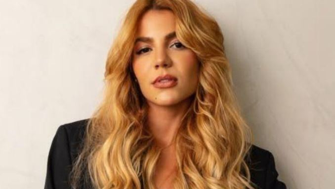 Hariany Almeida atende pedido de fãs e muda o visual
