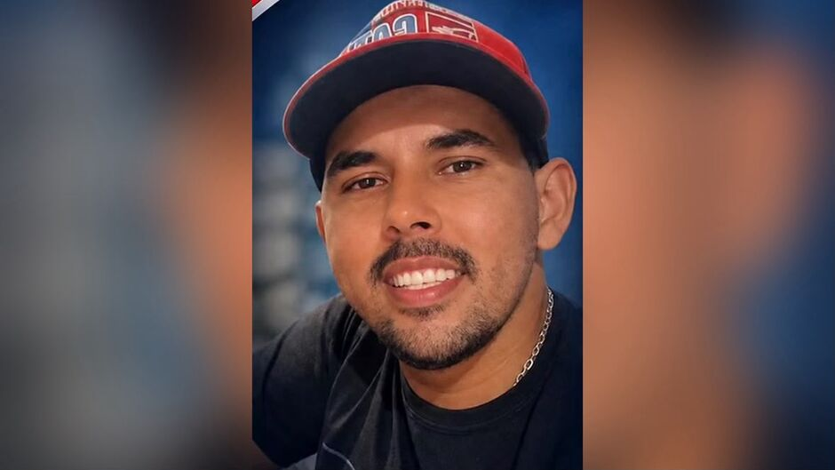 Homem baleado enquanto conversava com amigo em frente de casa morre no hospital