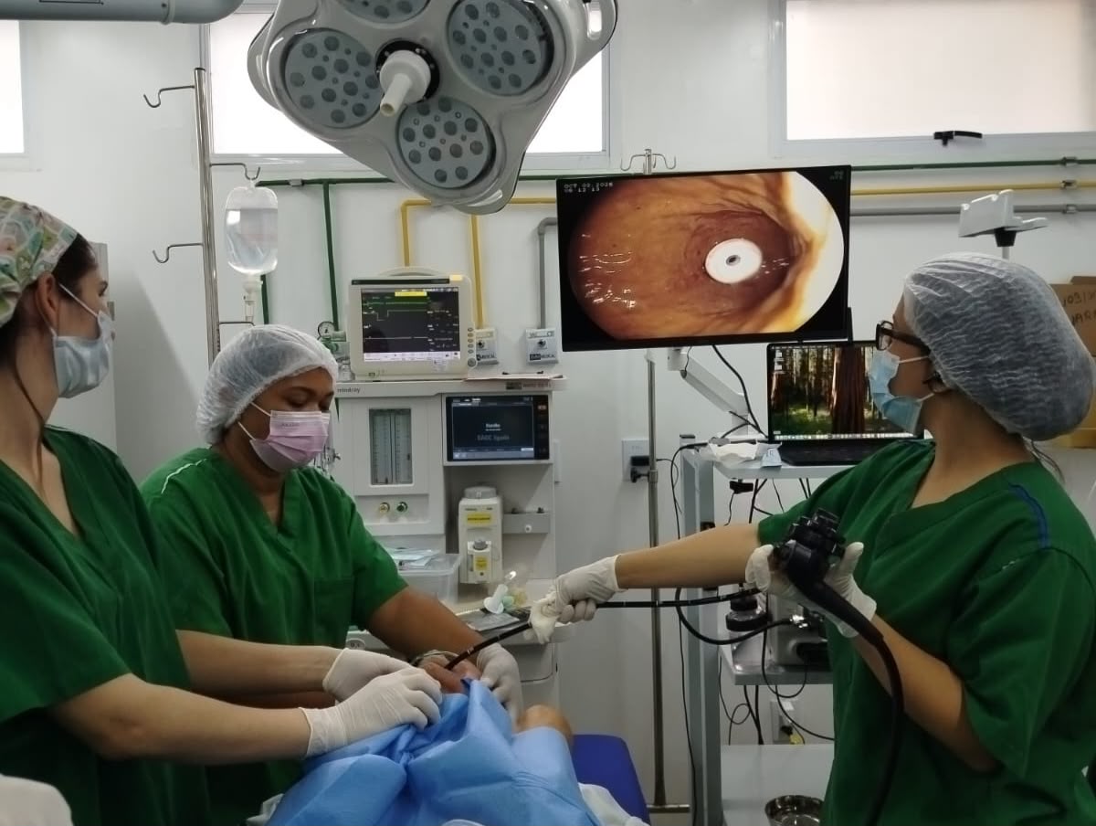 Hospital Alberto Neto realiza primeira gastrostomia endoscópica e amplia serviço em Teresina