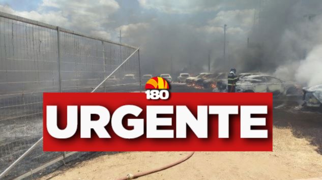 Incêndio atinge depósito e deixa cerca de 20 veículos destruídos em Picos