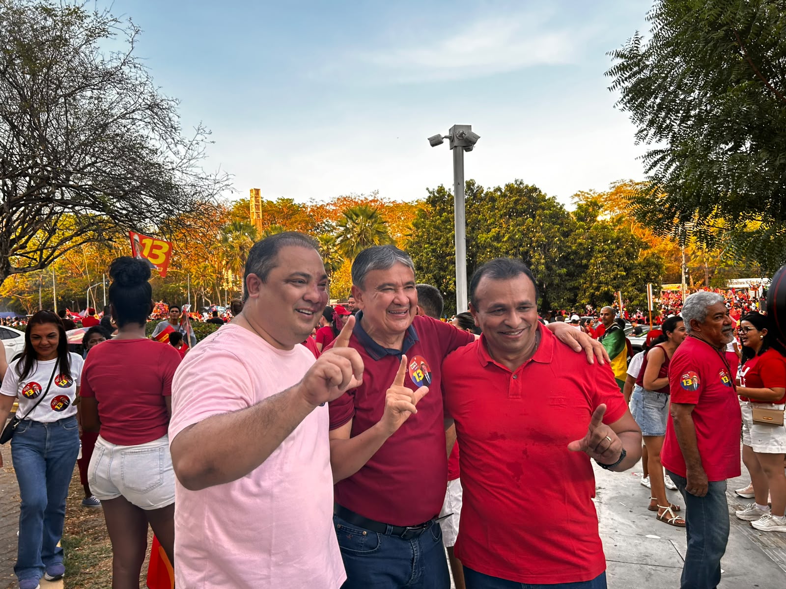 Ministro Wellington Dias destaca mobilização do Time do Povo e anuncia pagamento do Bolsa Família