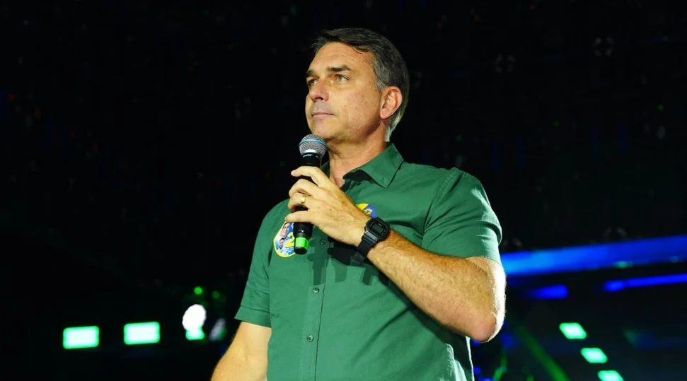 Paulo Figueiredo anuncia coletiva de Flávio Bolsonaro em Miami