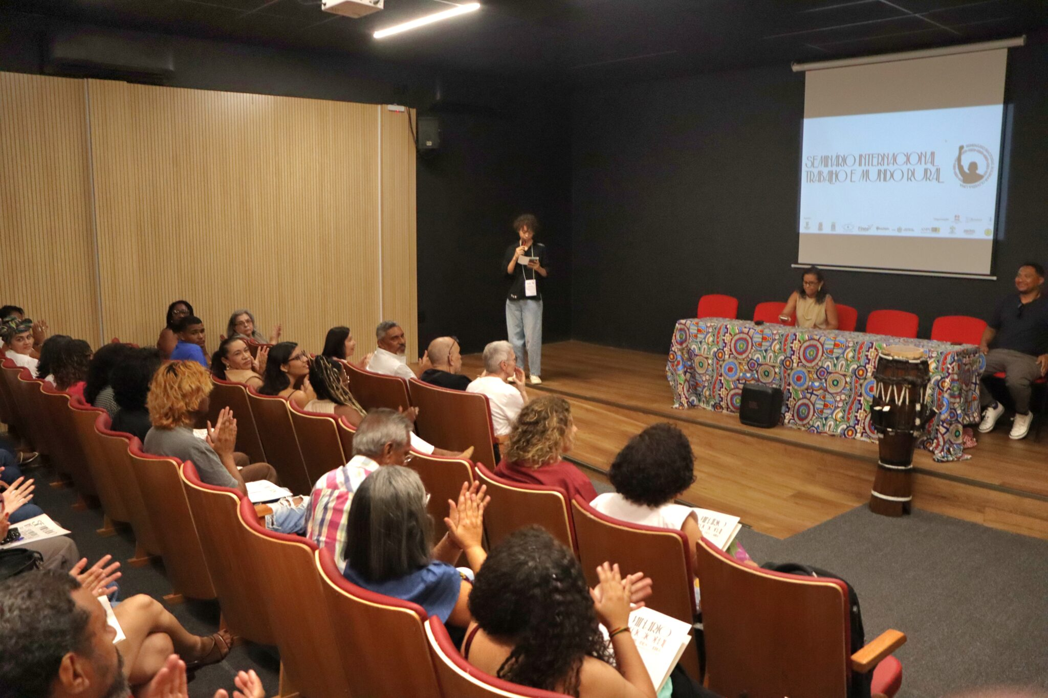 Seminário internacional discute relações de trabalho no campo, desigualdades raciais e direitos humanos em Teresina
