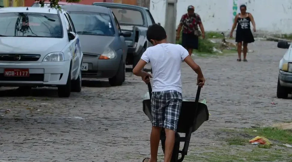 Trabalho infantil cai 9,2% e atinge menor patamar da série histórica