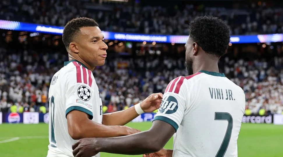 Vini Jr. e Mbappé não são próximos fora de campo, aponta imprensa
