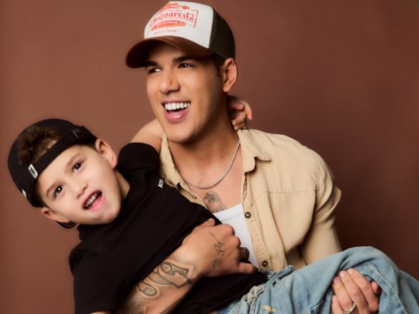Zé Vaqueiro se pronuncia após montagens envolvendo o filho