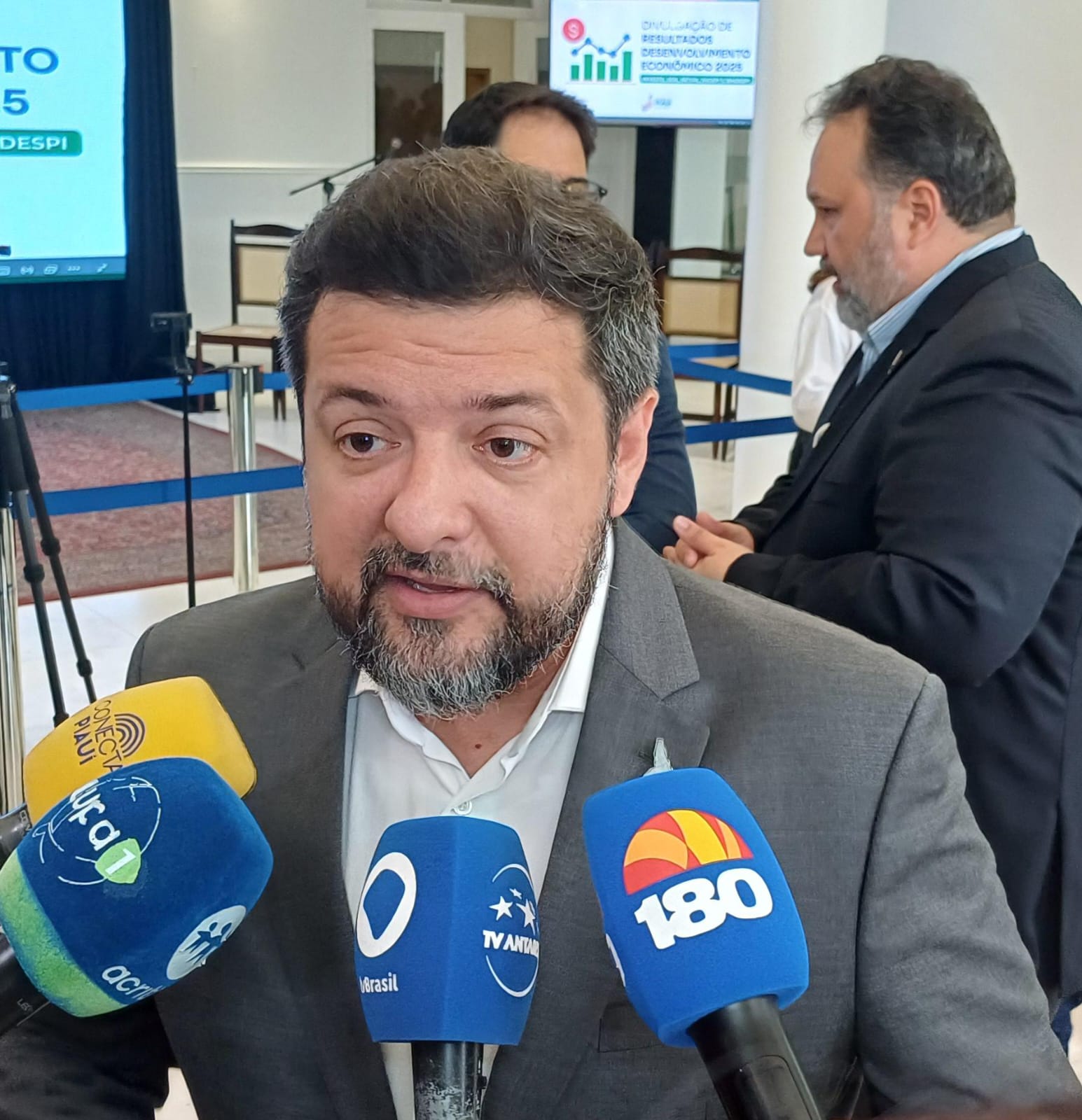 Victor Hugo, Presidente da Investe Piauí