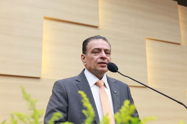 Gessivaldo Isaías cobra medidas duras contra o aumento dos combustíveis no Piauí