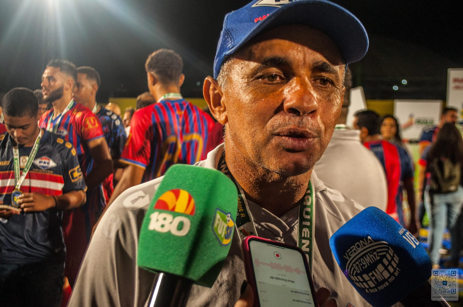 “Hoje vivemos uma festa de verdade”, diz Tostão após semifinal do Piauiense