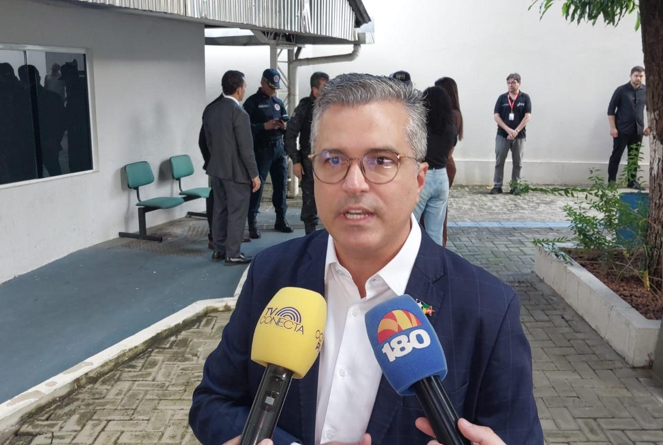 Dr. Vinicius Nascimento