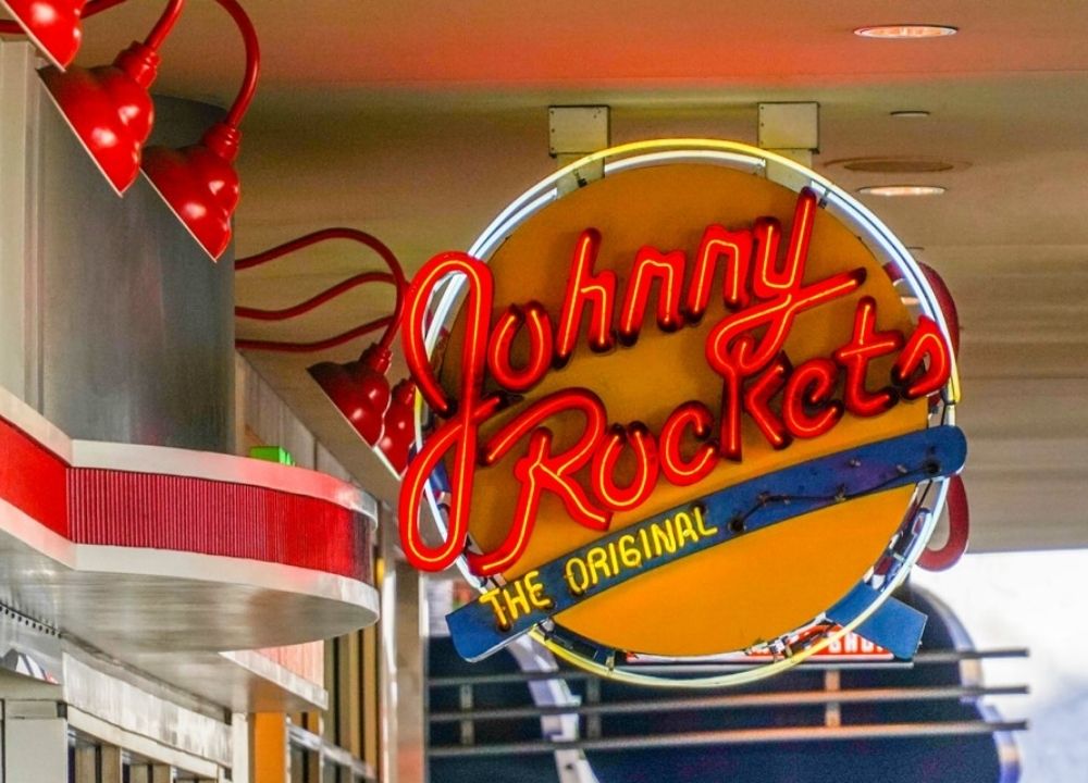 Johnny Rockets abre vagas de emprego em Teresina