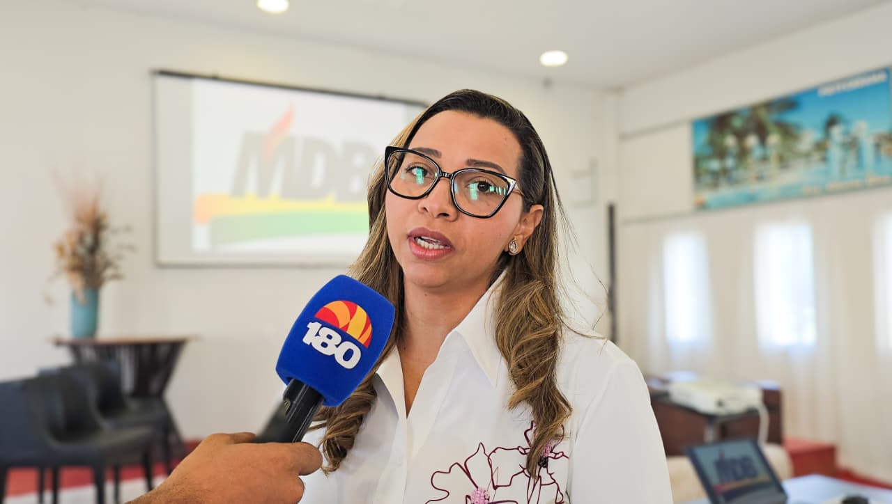 Aline Teixeira pré-candidata a deputada federal pelo MDB