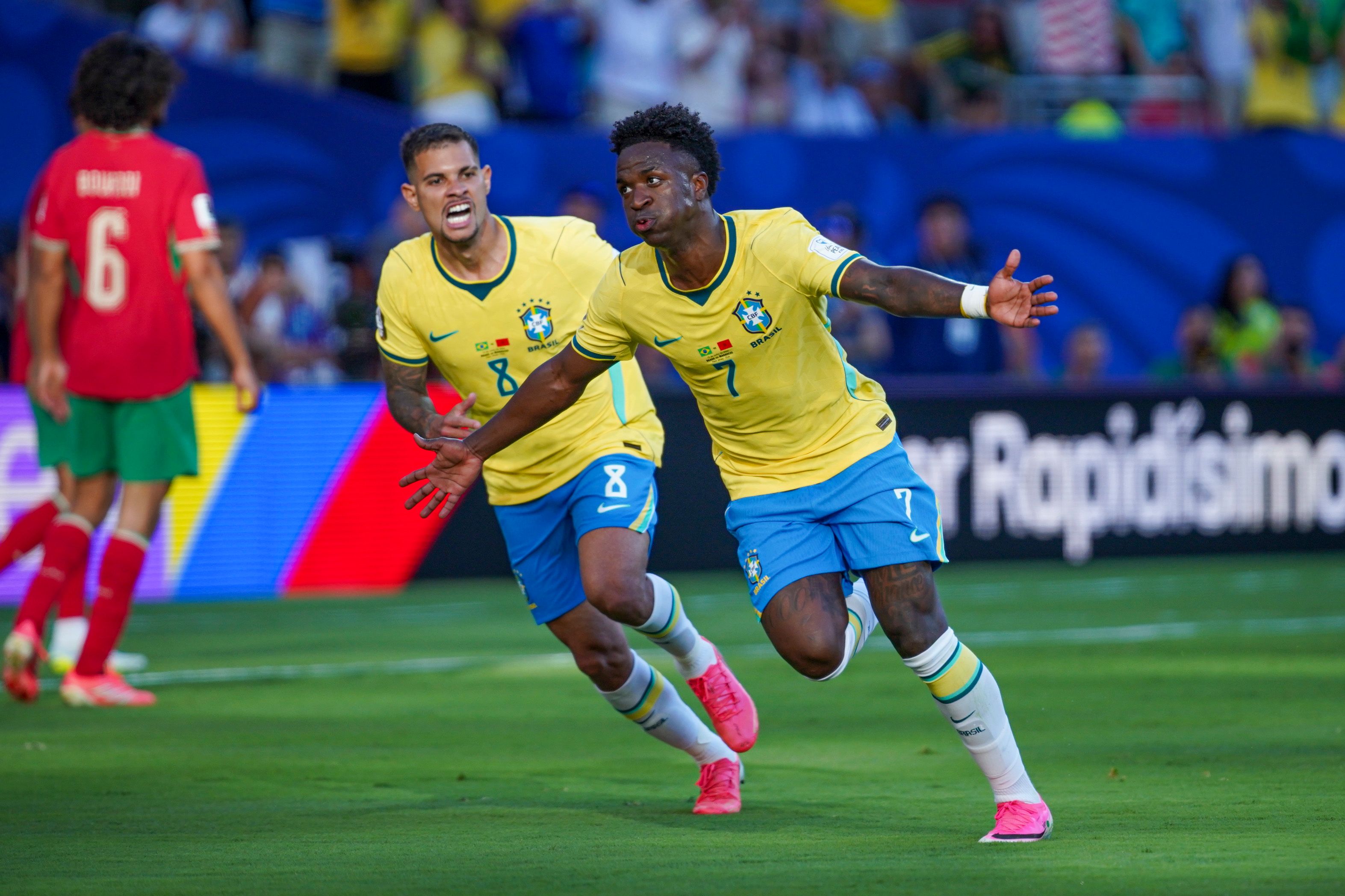 Árbitro de Brasil x Haiti apitou clássico que opôs Vini e Raphinha