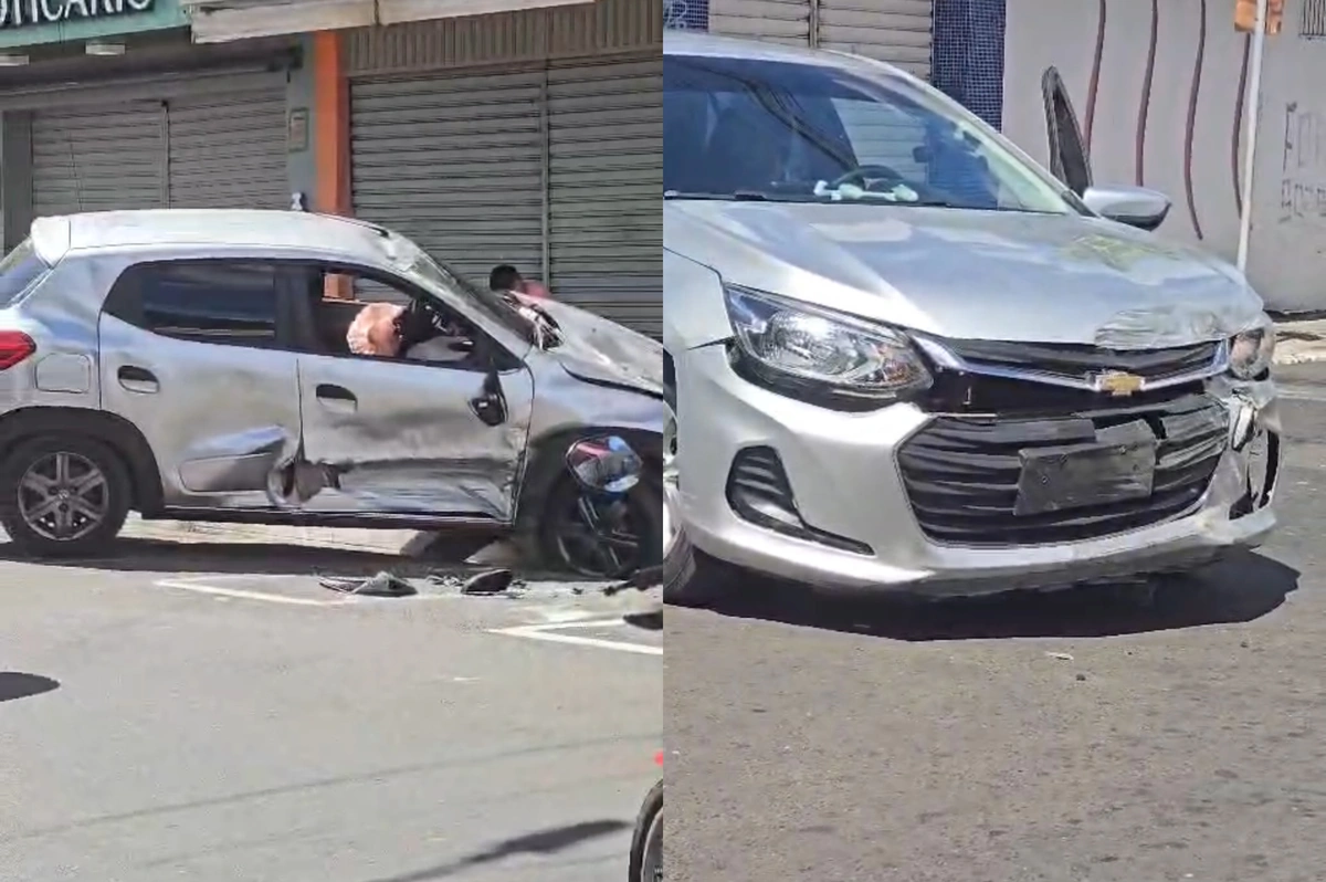 Carro capota e fica destruído após colisão em cruzamento no Centro de Teresina