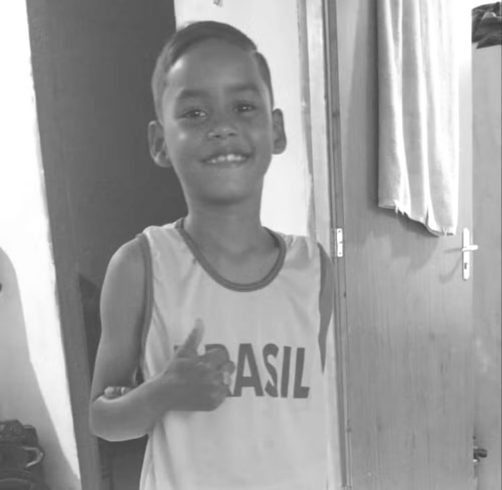 Criança de 8 anos morre após ser atingida por tiro dentro de casa em Natal