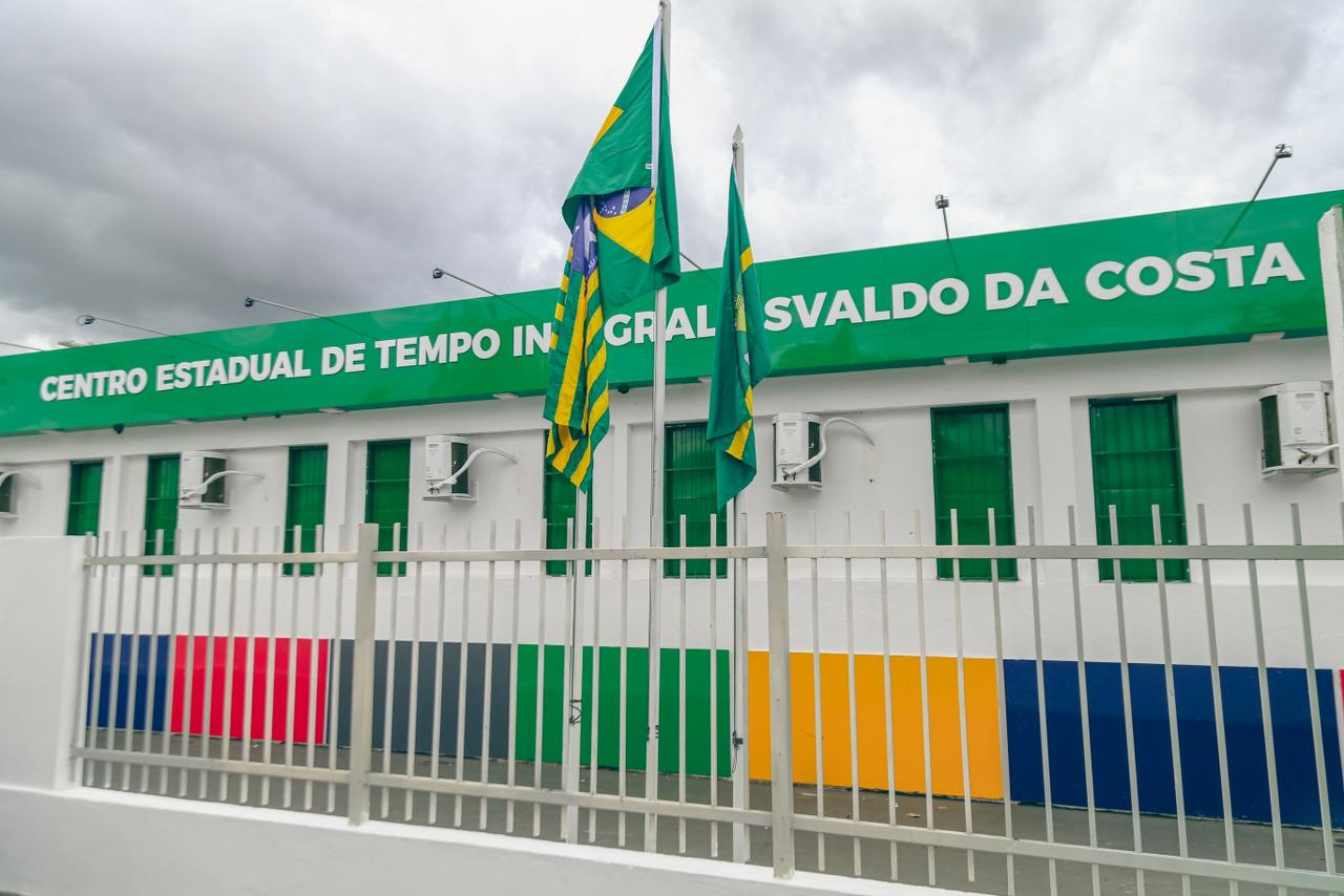 Educação de Floriano passa por transformação completa com obras nas escolas de tempo integral, Uespi e unidades do EJA