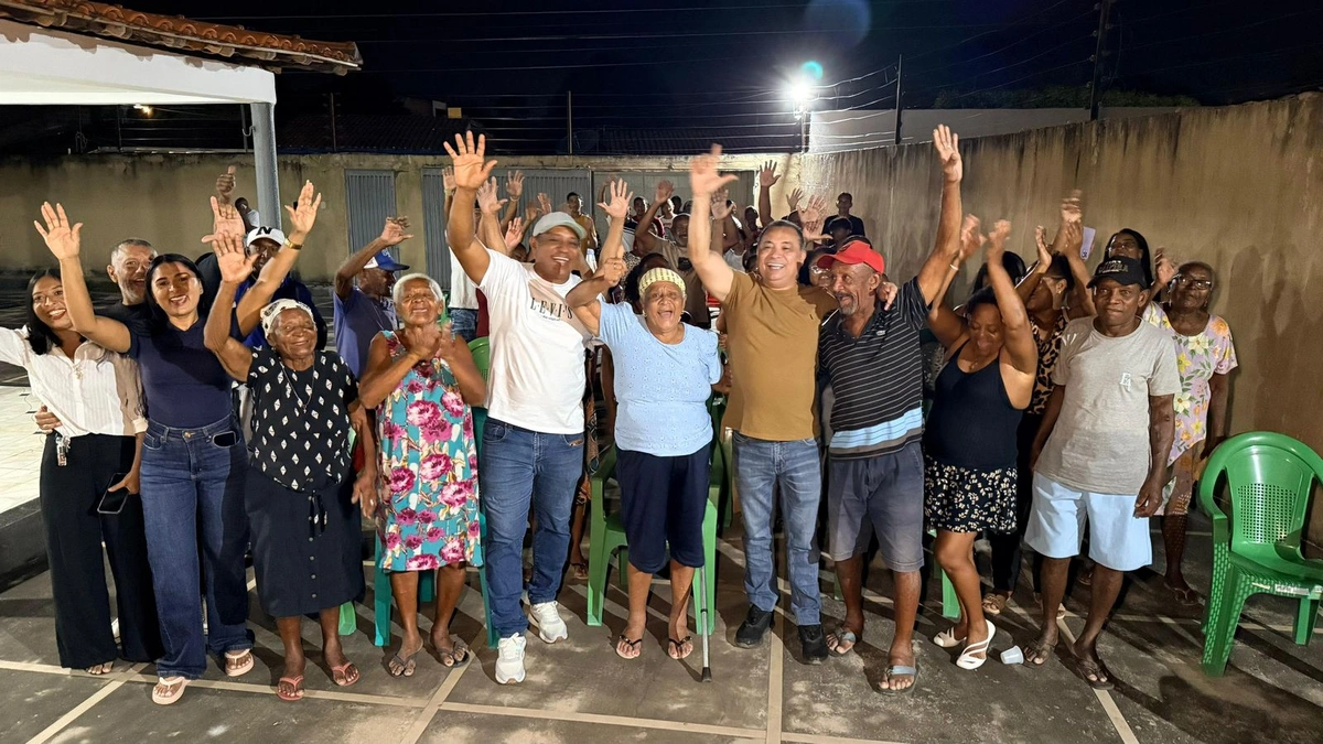 Evaldo Gomes apresenta ações do mandato durante visita a Floriano