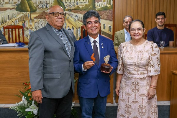 Francisco Limma é homenageado com título de cidadão de Pedro II