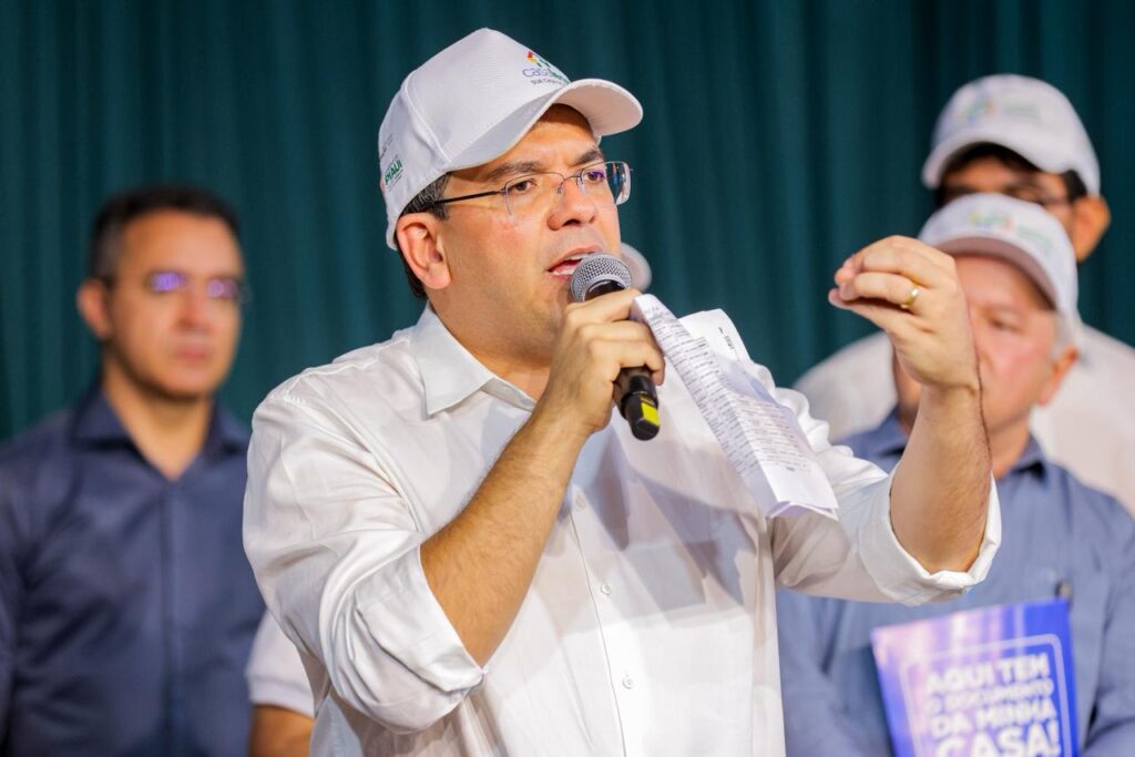 Governador inaugura obras e entrega registros de imóveis em Milton Brandão e Lagoa de São Francisco neste domingo (7)