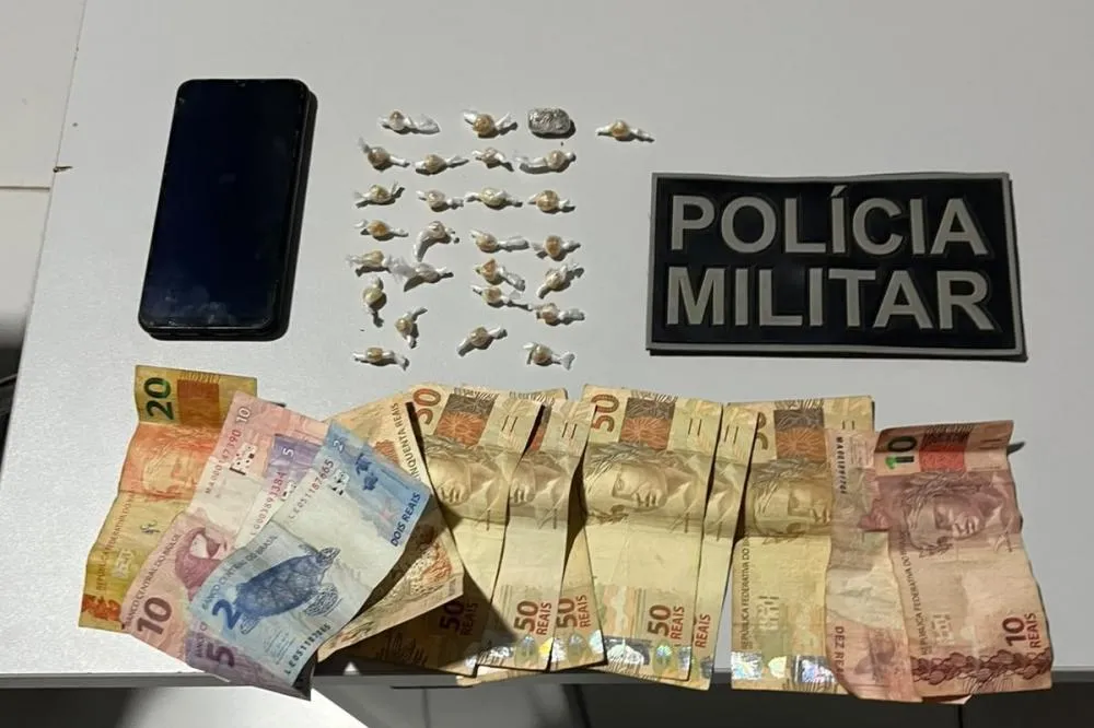 Homem é preso por tráfico de drogas e dois familiares por desacato e ameaça em Curimatá
