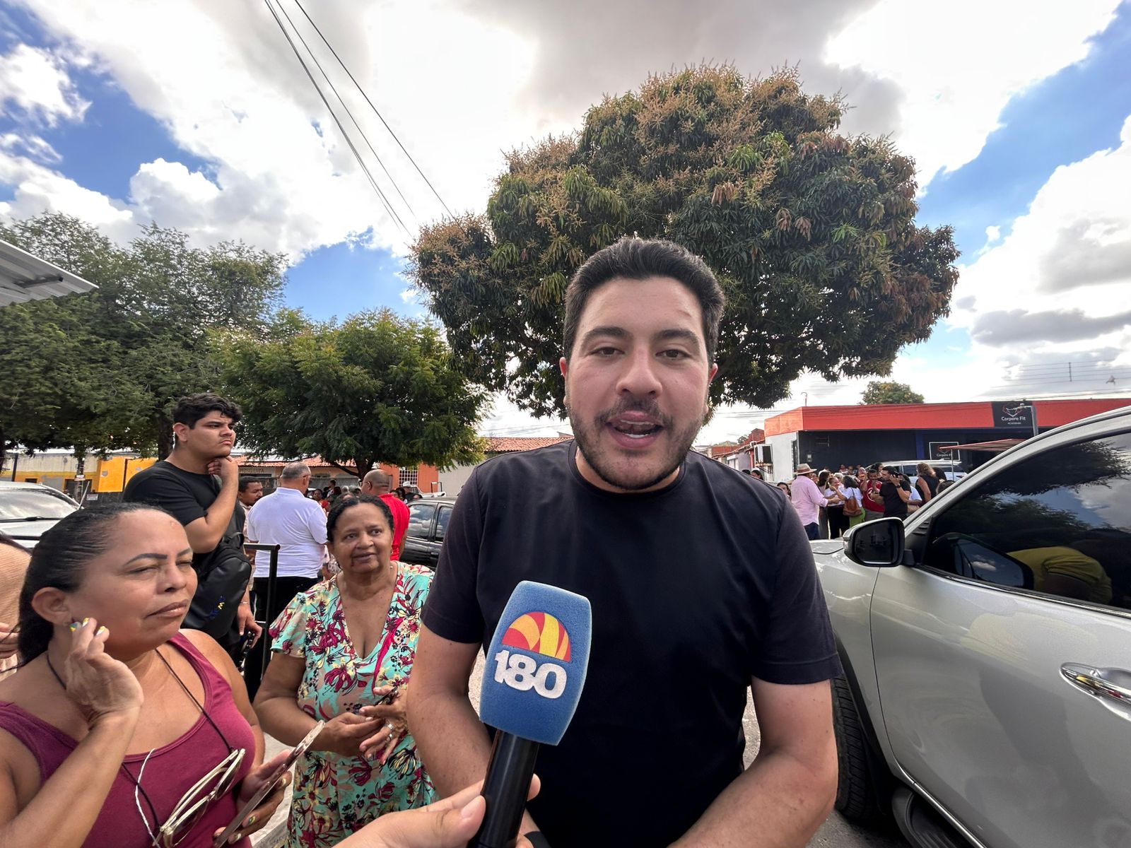 Jadyel Alencar destaca dignidade e qualidade do Restaurante Popular durante inauguração no Promorar