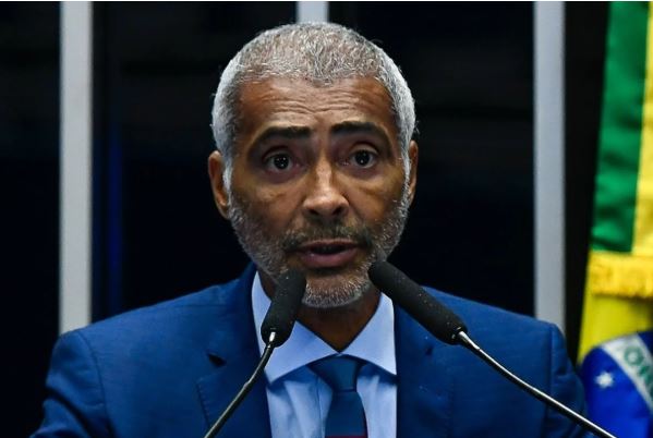 Kim Kataguiri aciona PGR contra Romário por propaganda de bets