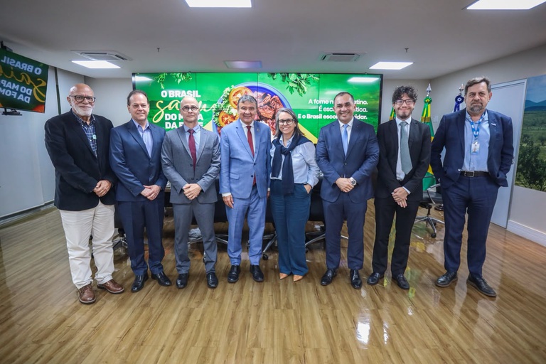 MDS, Banco Central e FGV discutem inclusão financeira de inscritos no CadÚnico