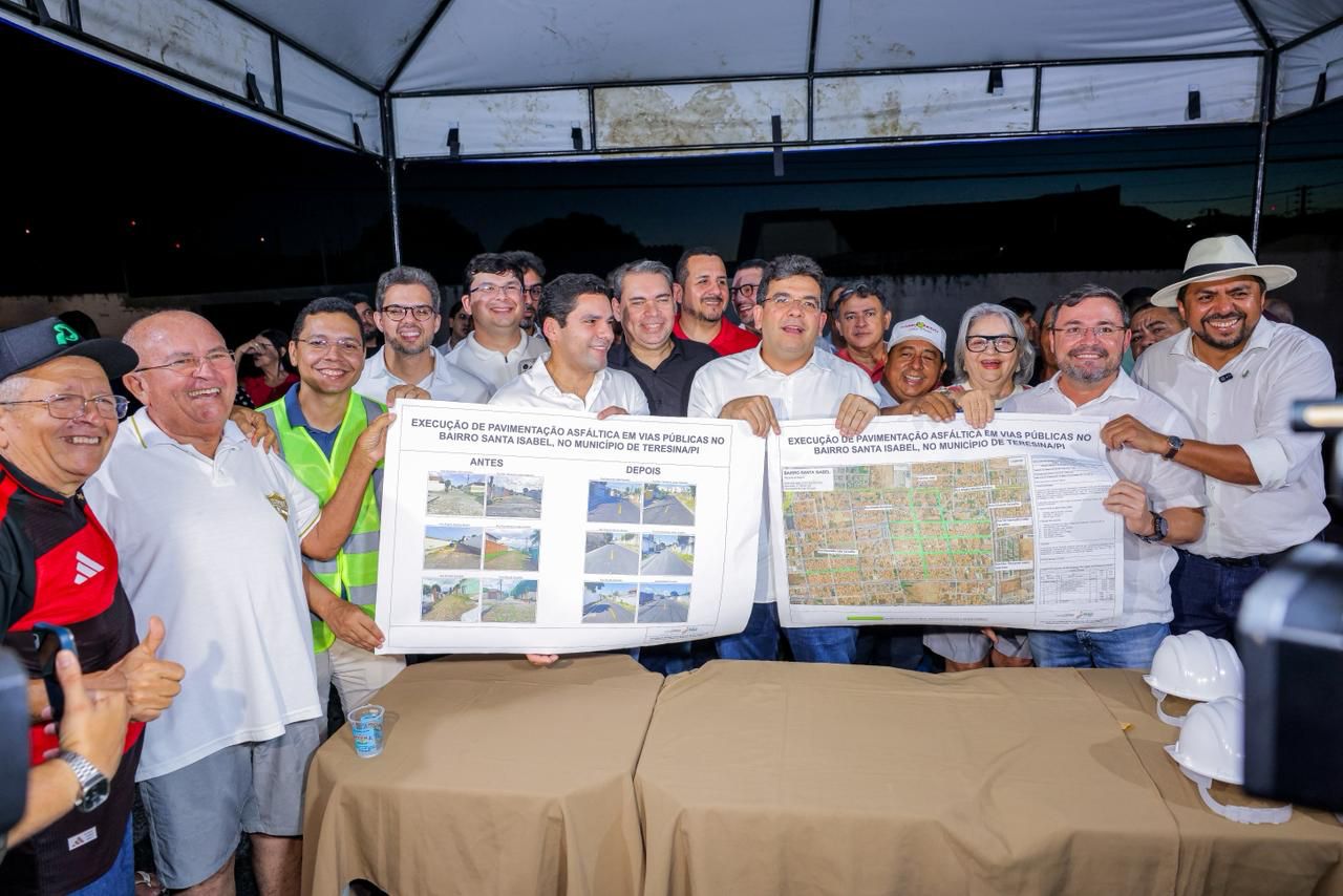 Rafael Fonteles e Léo Sobral vistoriam obras do Mais Asfalto que já beneficiam 159 ruas de Teresina.