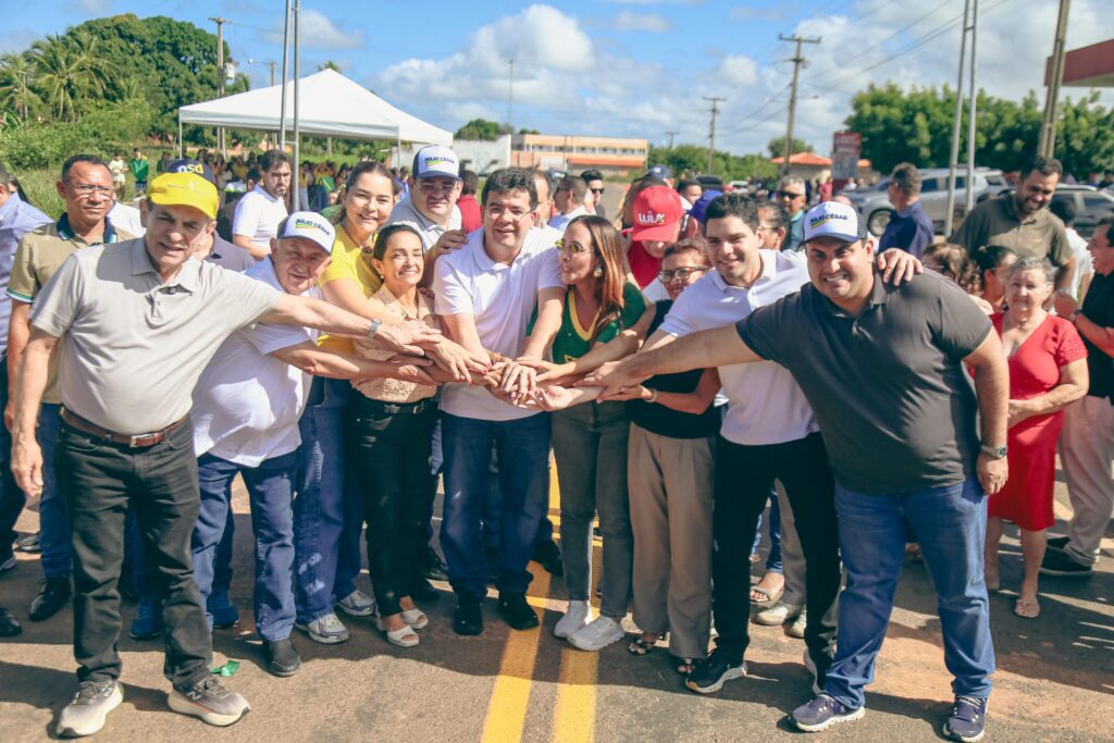 Rafael Fonteles inaugura recuperação da PI-307