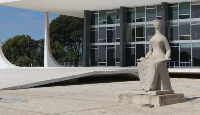 Saiba quais ministros do STF julgam Eduardo Bolsonaro por articular sanções dos EUA contra o Brasil