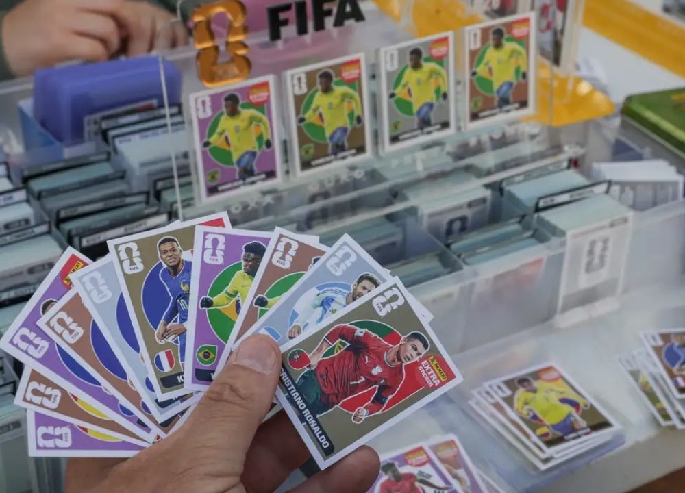 Troca de figurinhas pode atenuar alto custo do álbum da Copa do Mundo
