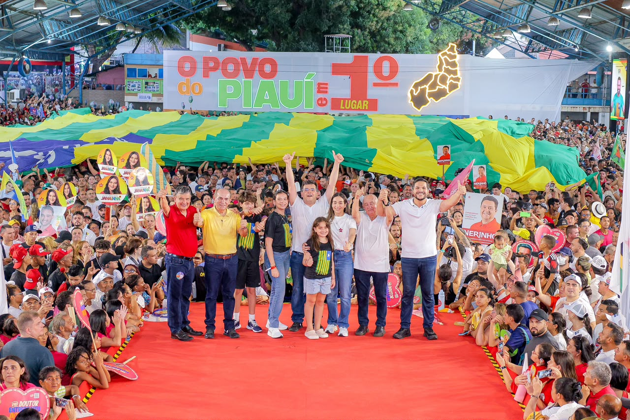 Convenção do Time do Povo reúne 60 mil pessoas e homologa candidatura de Rafael Fonteles à reeleição