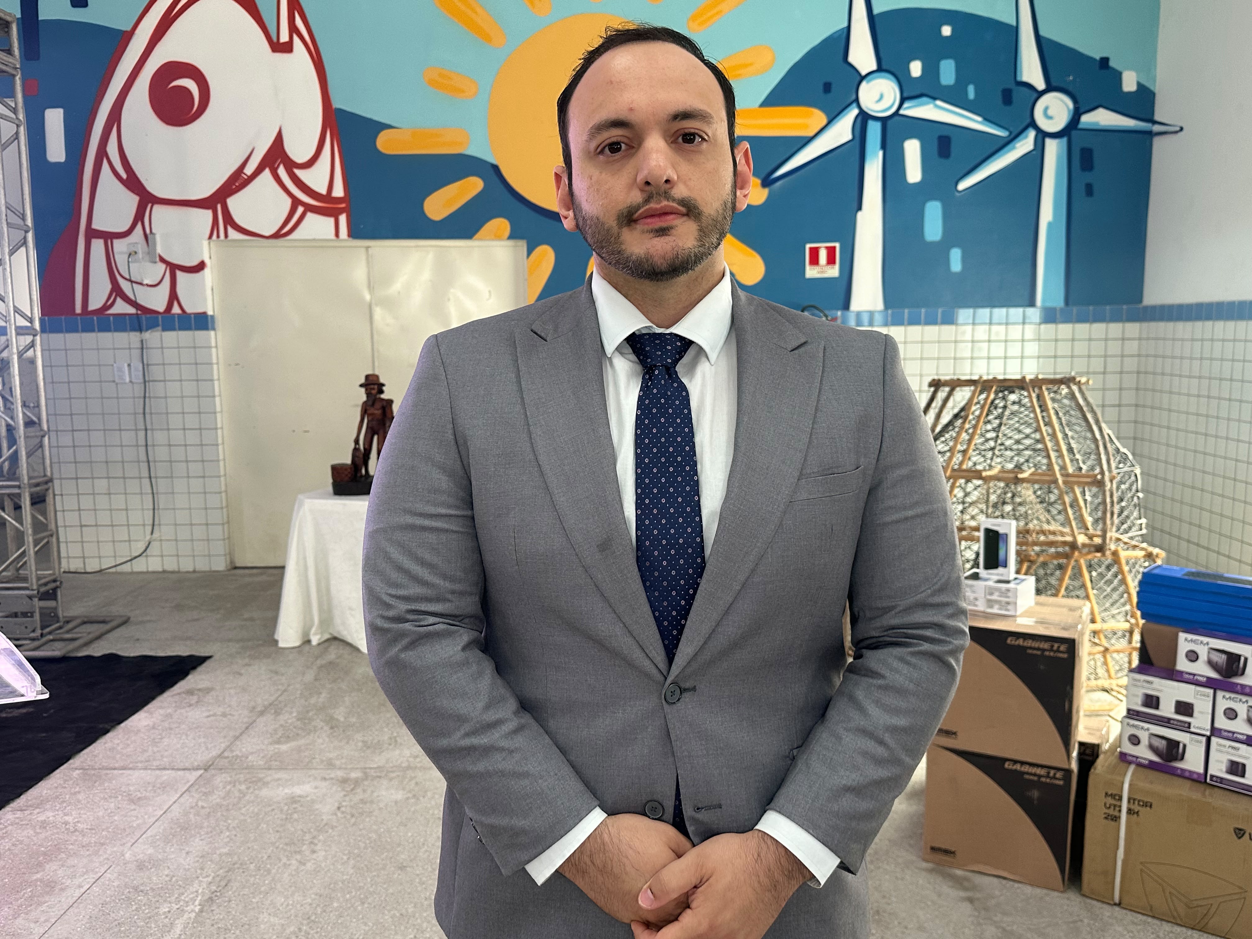 Dr. Lucas Guimarães