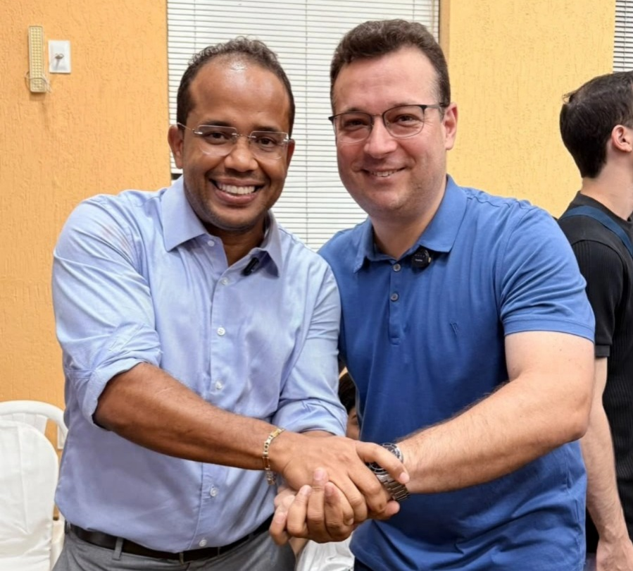 Enzo Samuel recebe apoio do vereador Alan Brandão na corrida pela cadeira na Alepi