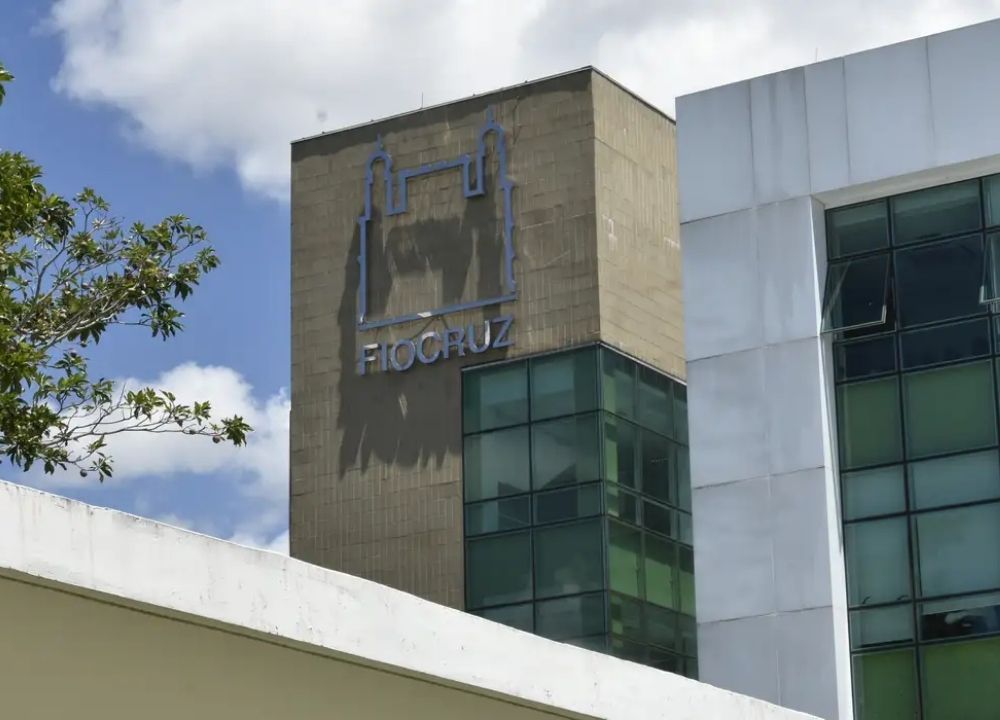 Fiocruz e farmacêutica assinam acordo sobre novo antirretroviral