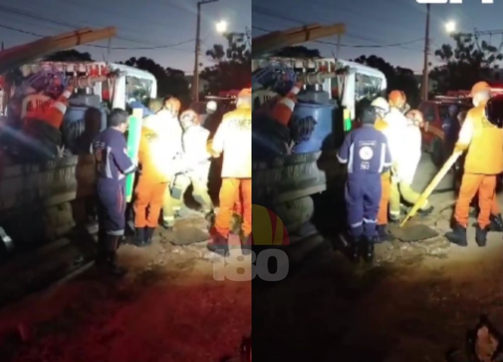 Funcionário da Águas de Teresina fica ferido após caminhão colidir na traseira de veículo