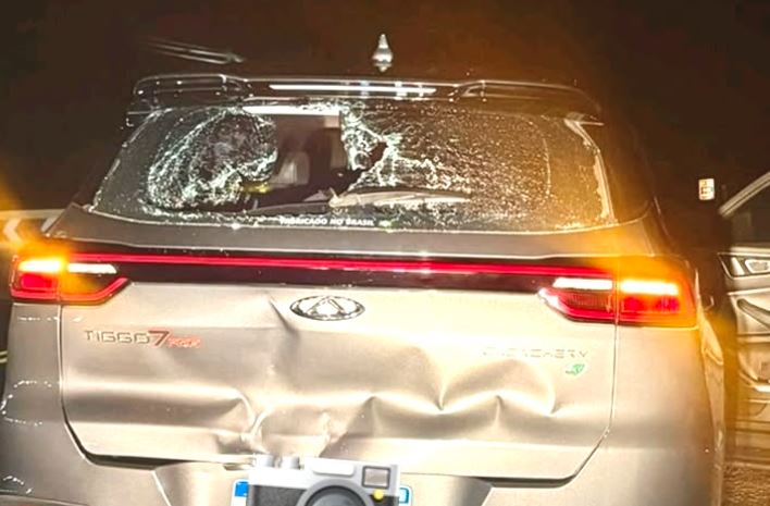 Homem fica ferido após colisão entre moto e carro na BR-343, em Água Branca