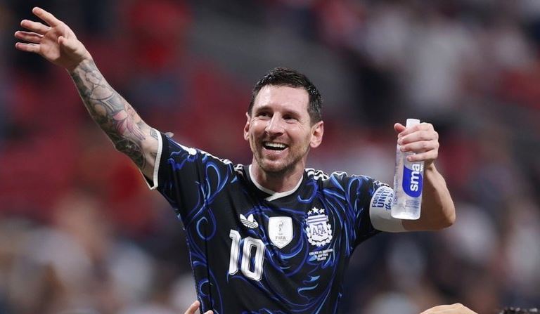 Messi recebeu homenagem