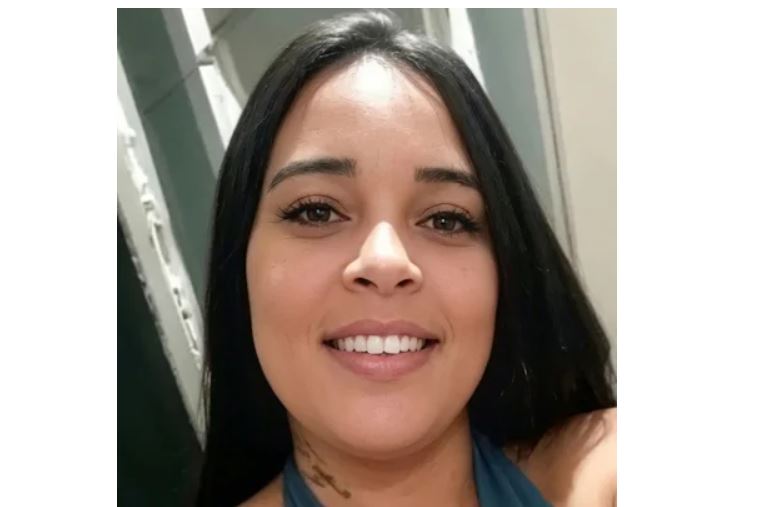 MULHER É EXECUTADA A TIROS ENQUANTO AMAMENTAVA O FILHO DENTRO DE CASA NO RECIFE